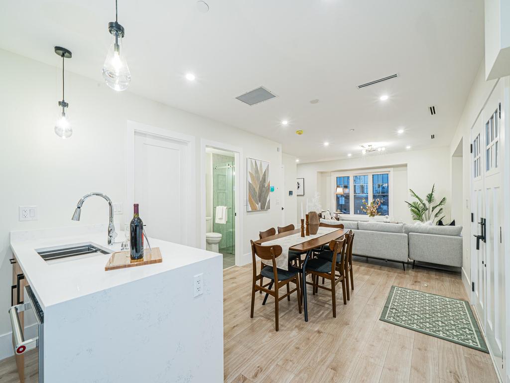 Listing Image for R3082339