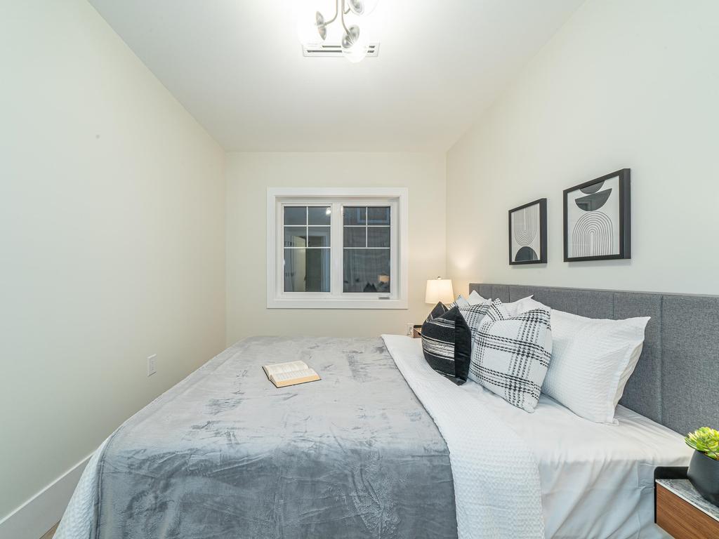 Listing Image for R3082339