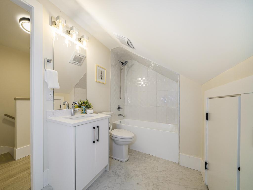 Listing Image for R3082339