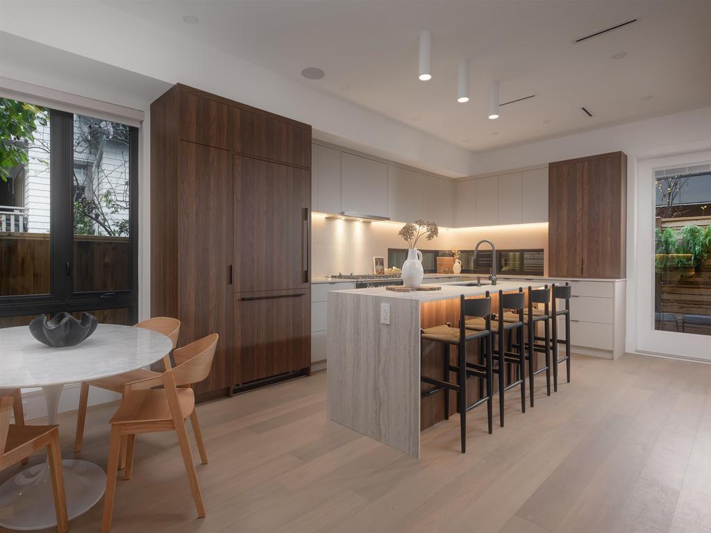 Listing Image for R3082356