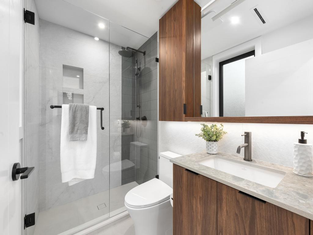 Listing Image for R3082356