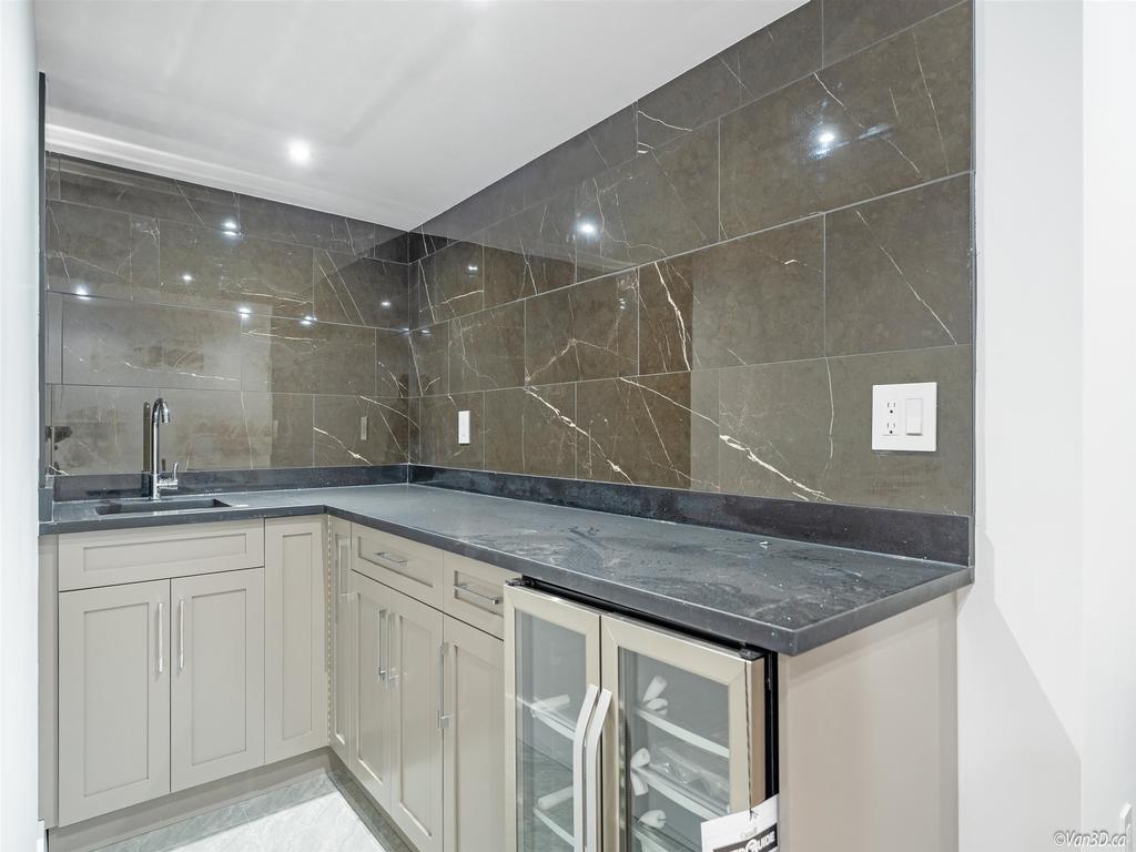 Listing Image for R3082366