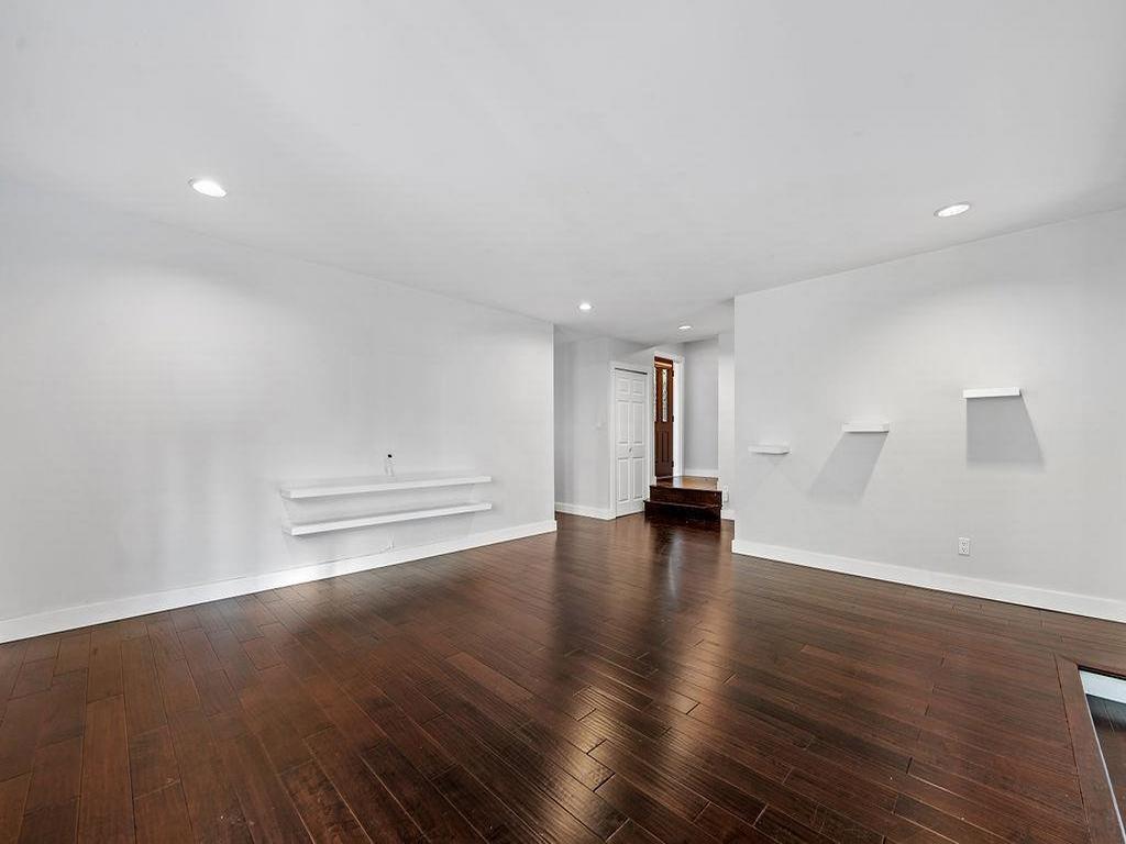 Listing Image for R3082379