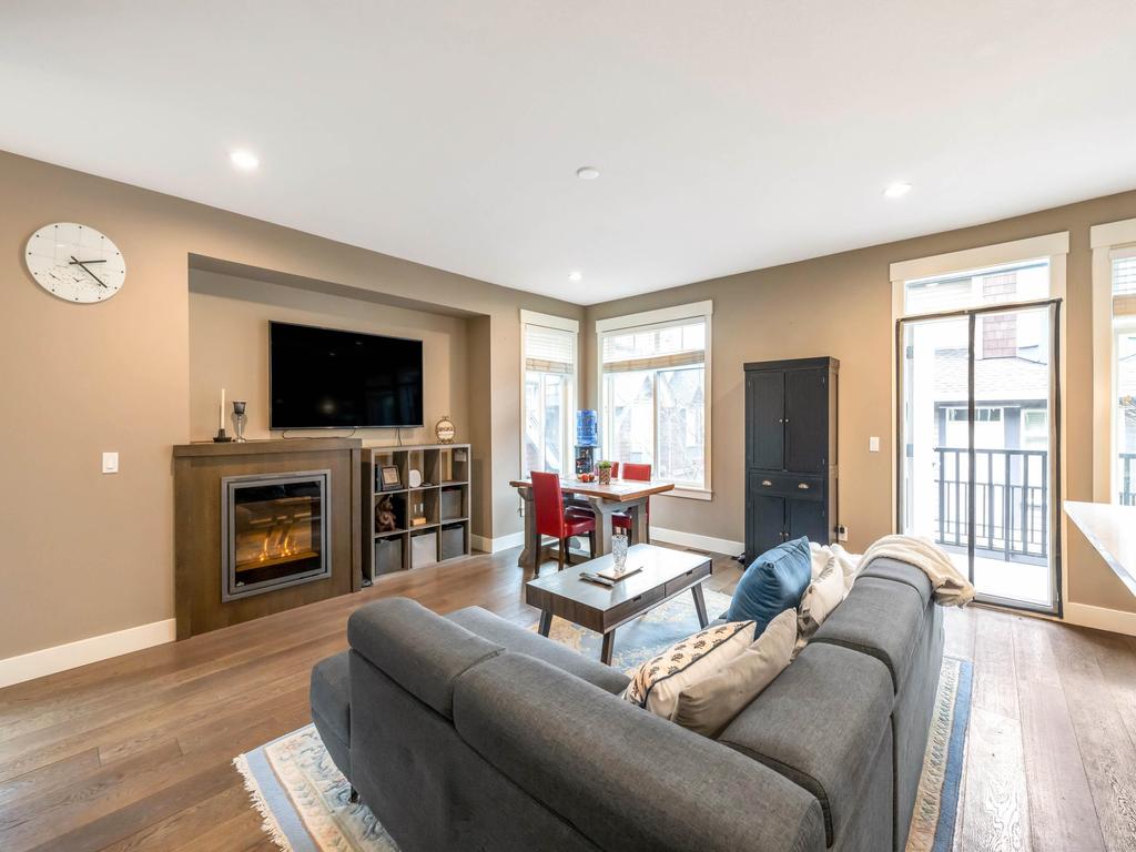 Listing Image for R3082383