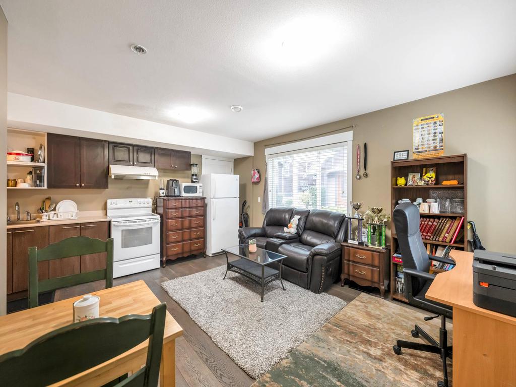 Listing Image for R3082383