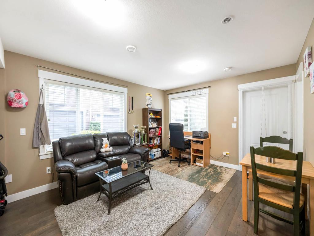 Listing Image for R3082383