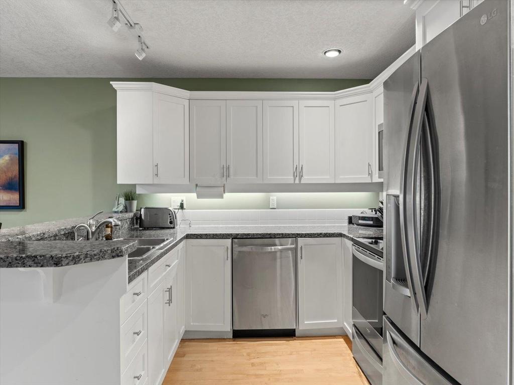 Listing Image for R3082416