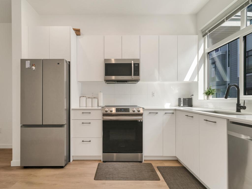 Listing Image for R3082442