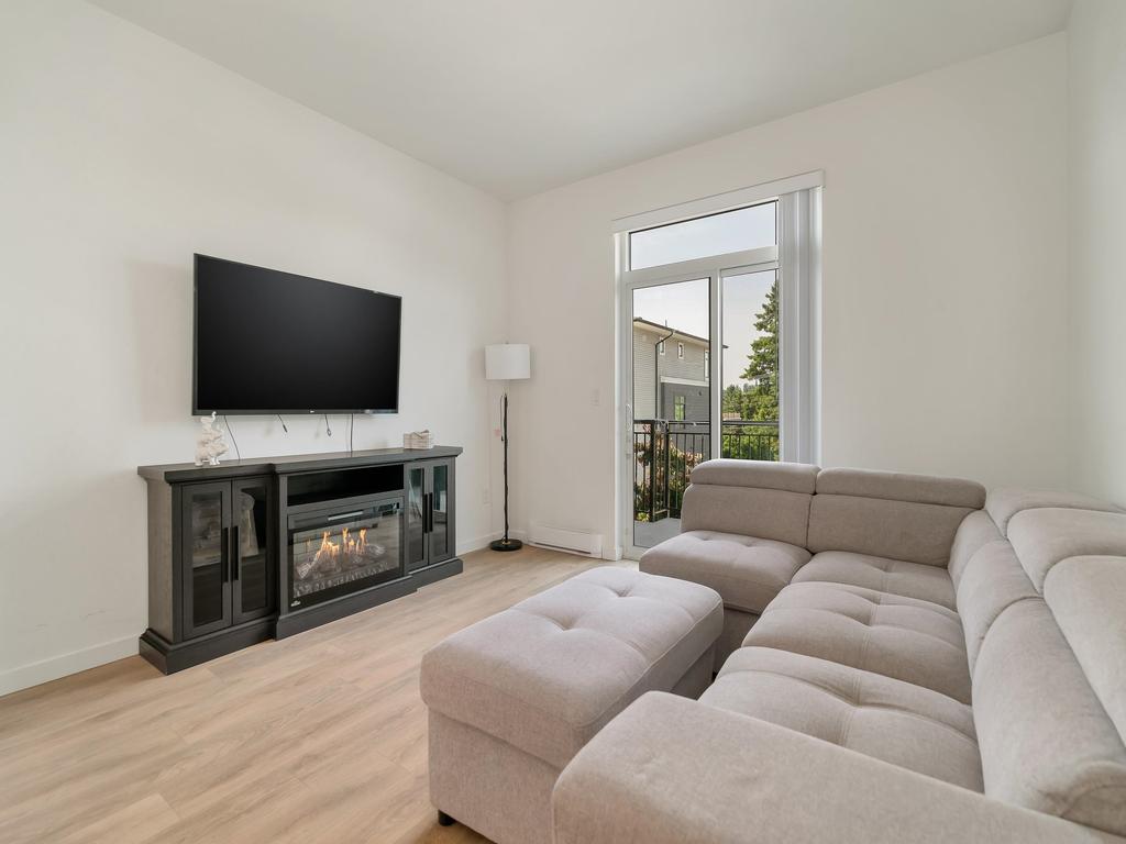 Listing Image for R3082442