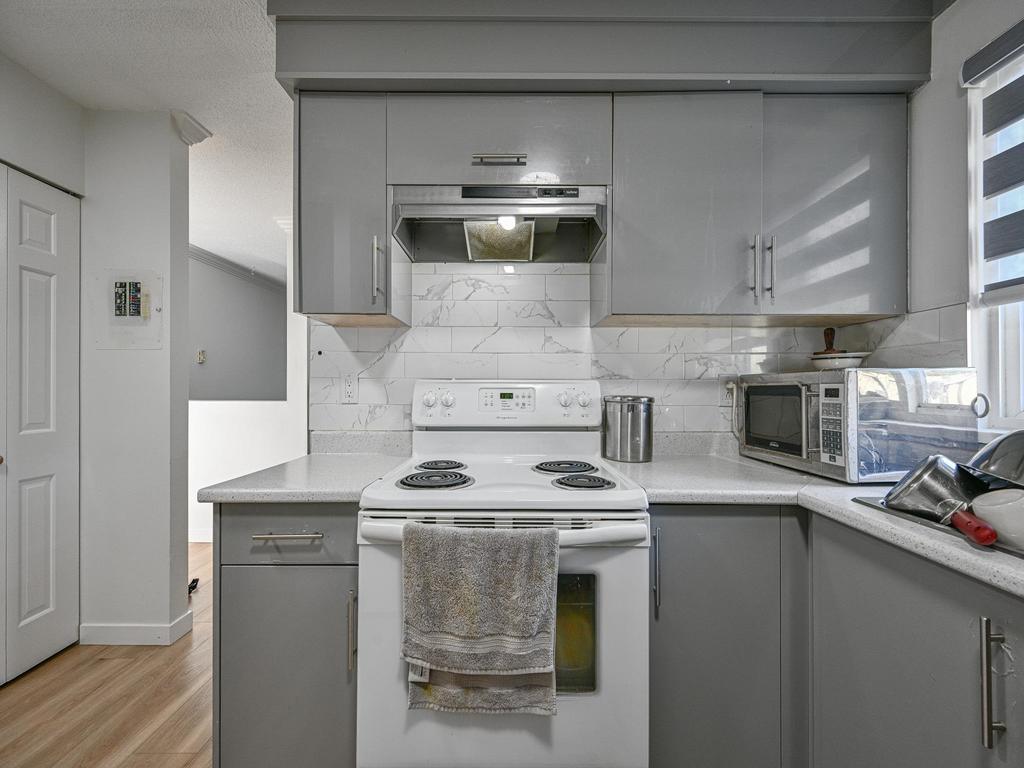 Listing Image for R3082472