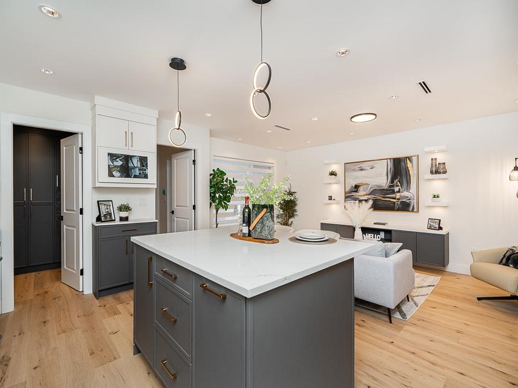 Listing Image for R3082487