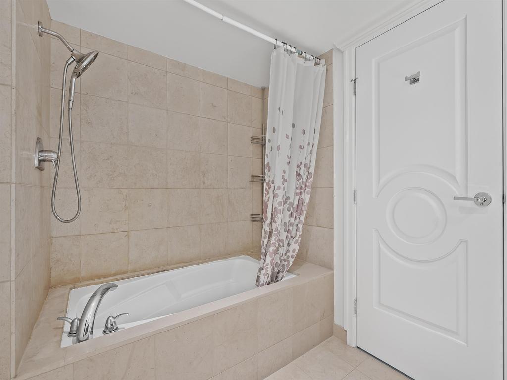 Listing Image for R3082496