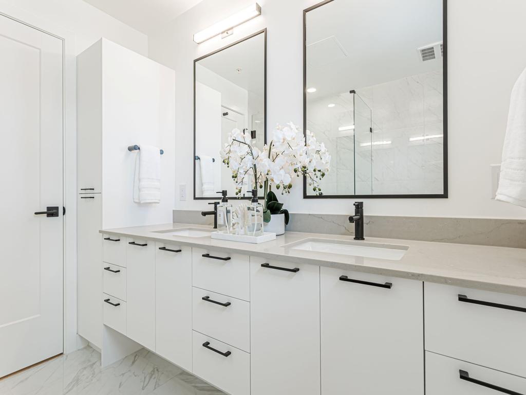 Listing Image for R3082548