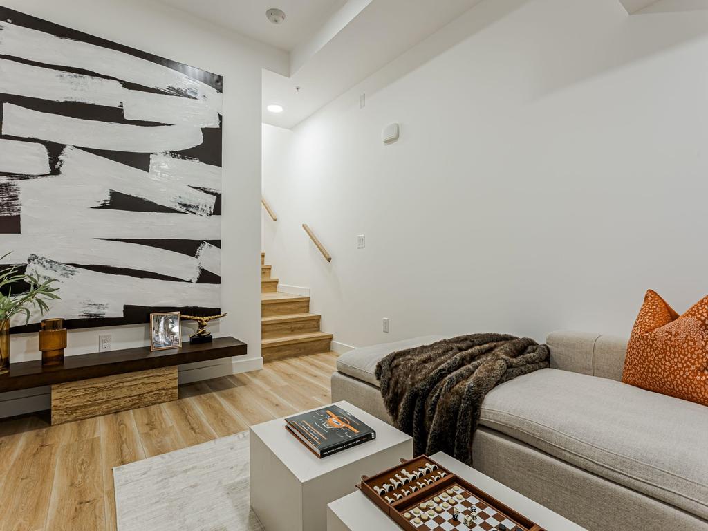 Listing Image for R3082548