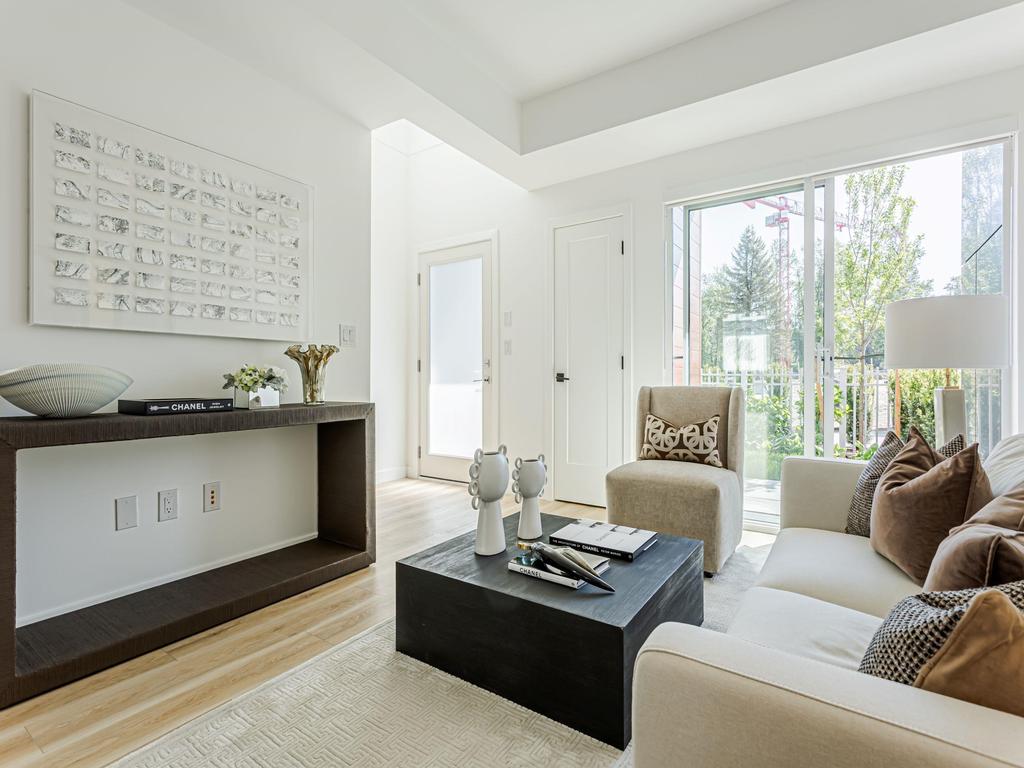 Listing Image for R3082548