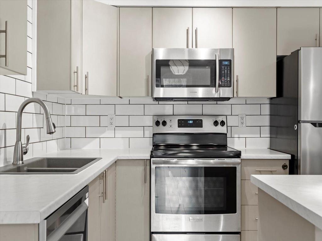 Listing Image for R3082734