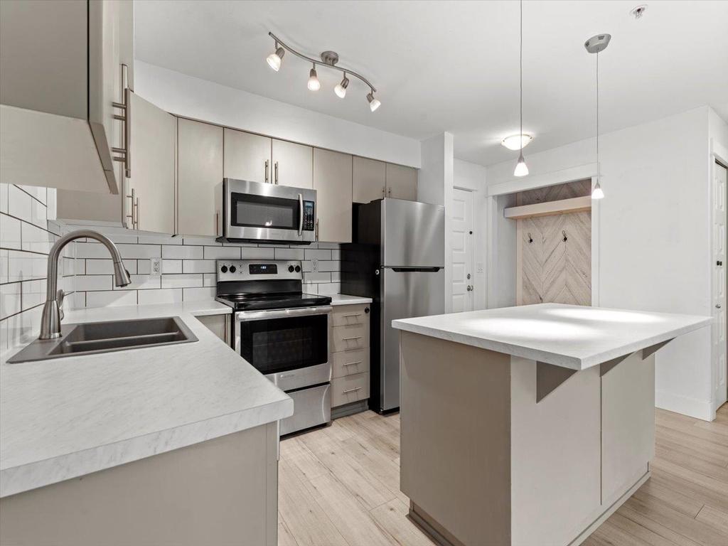 Listing Image for R3082734