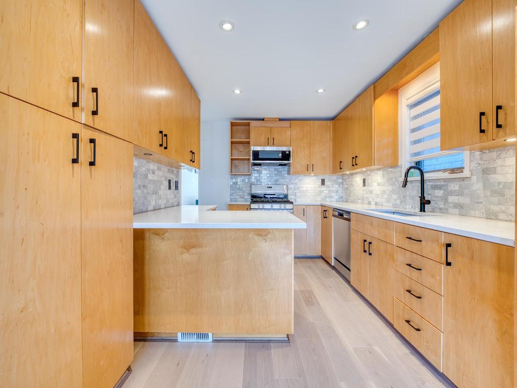 Listing Image for R3082793