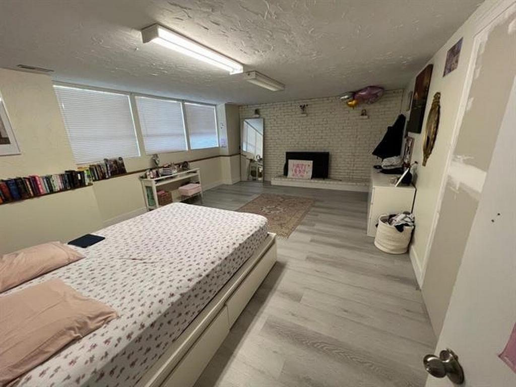 Listing Image for R3082857