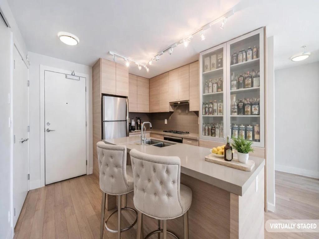 Listing Image for R3082863