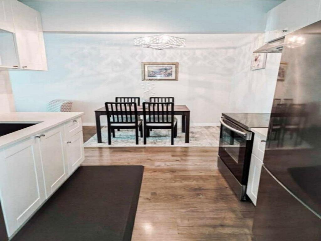 Listing Image for R3082893