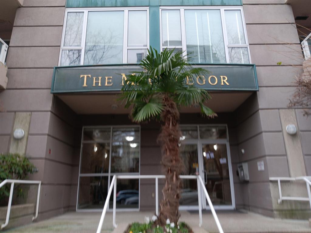 Listing Image for R3082964