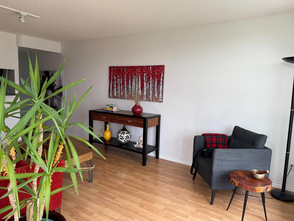 Listing Image for R3082964