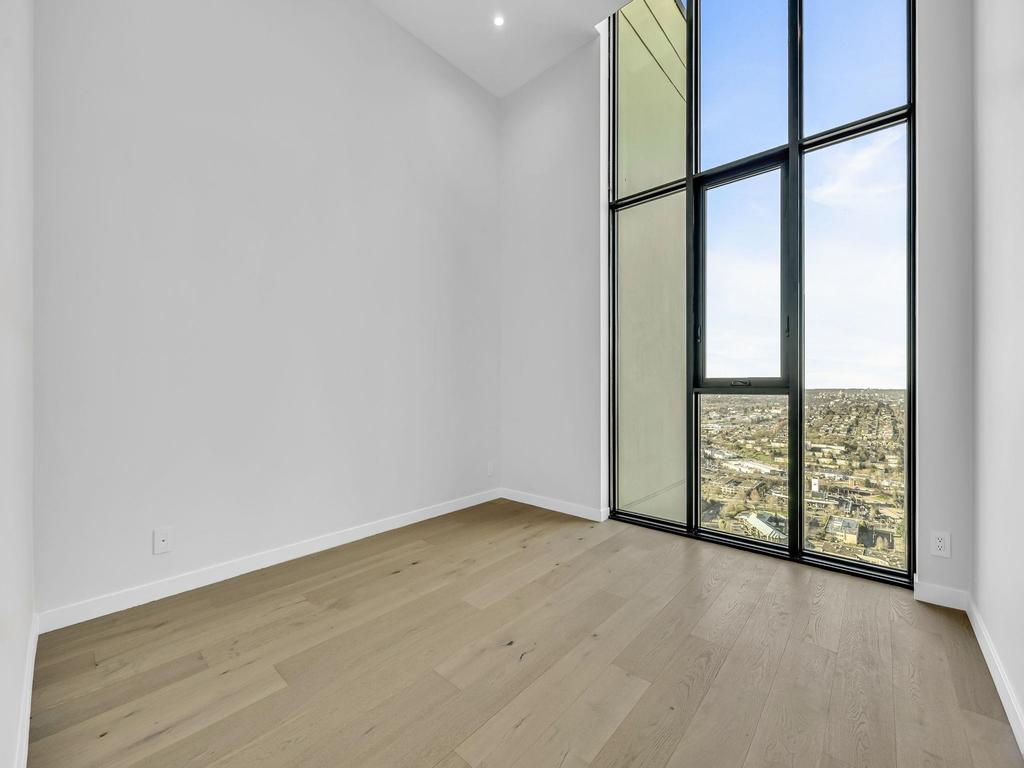 Listing Image for R3082975