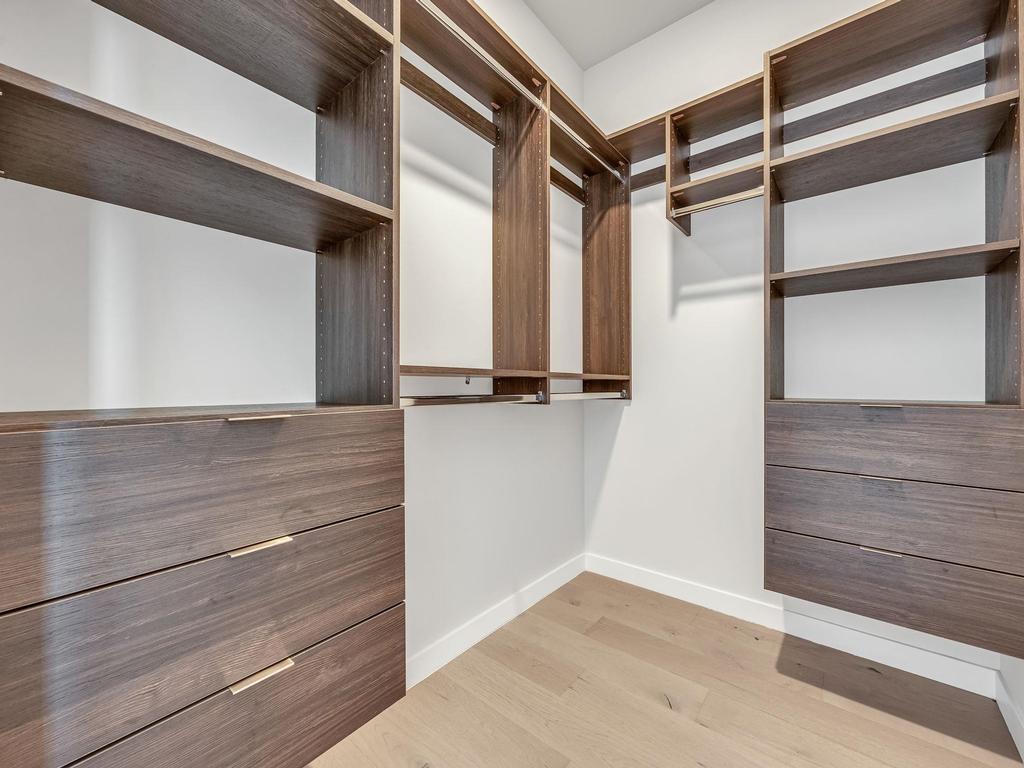 Listing Image for R3082975