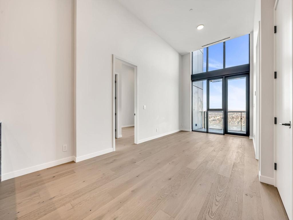 Listing Image for R3082975