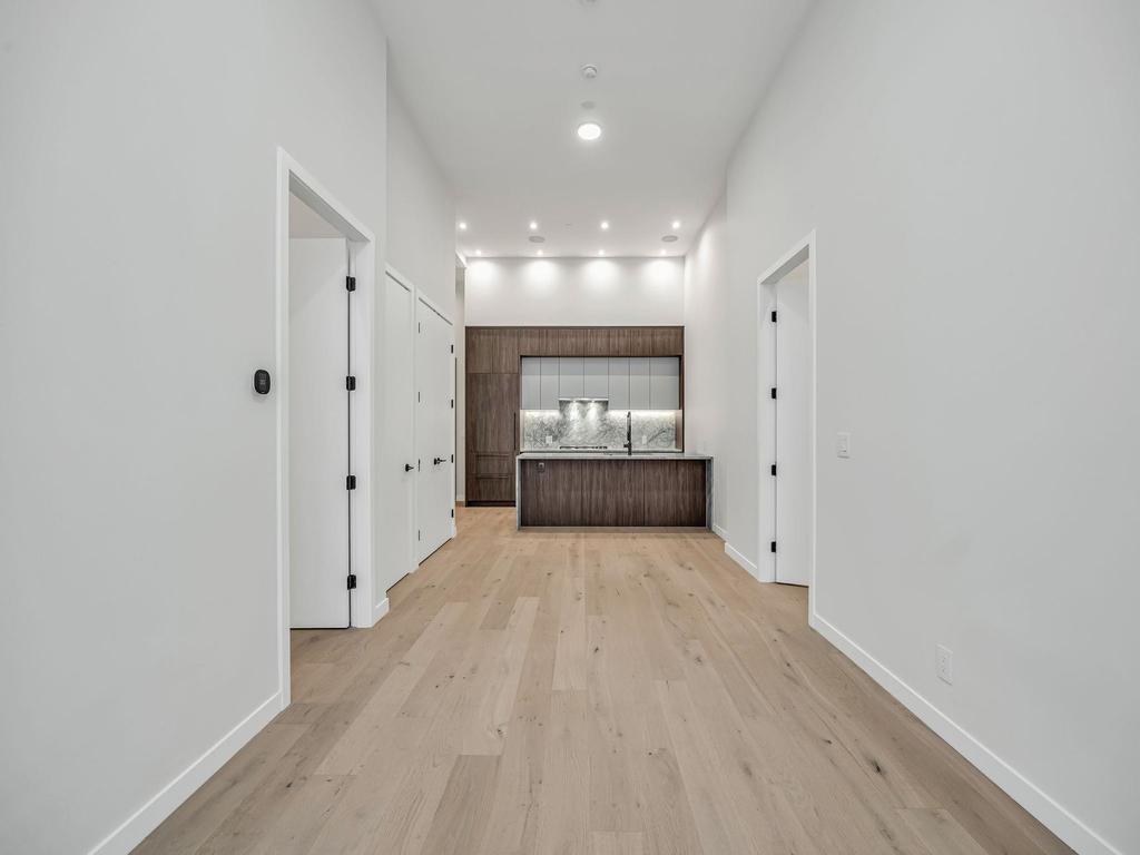 Listing Image for R3082975