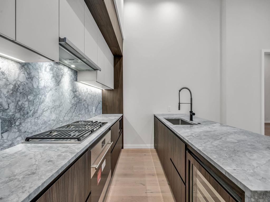 Listing Image for R3082975