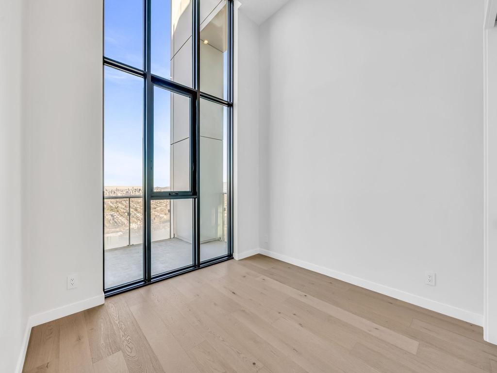 Listing Image for R3082975