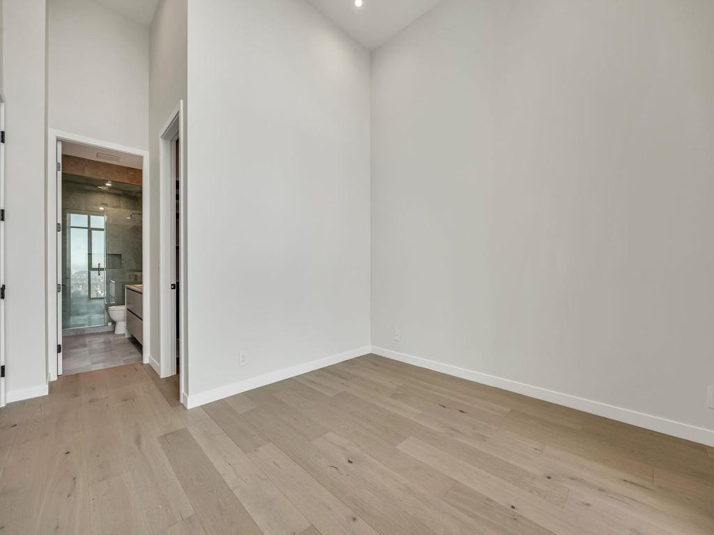 Listing Image for R3082975