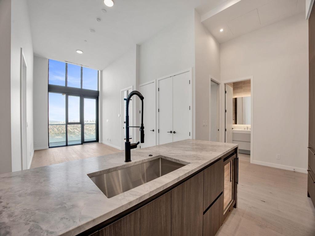 Listing Image for R3082975