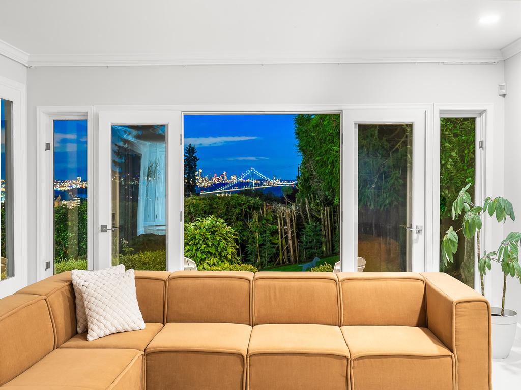 Listing Image for R3083023