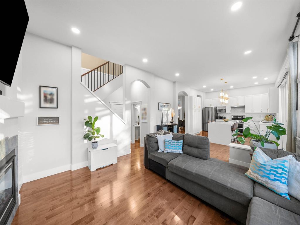 Listing Image for R3083043