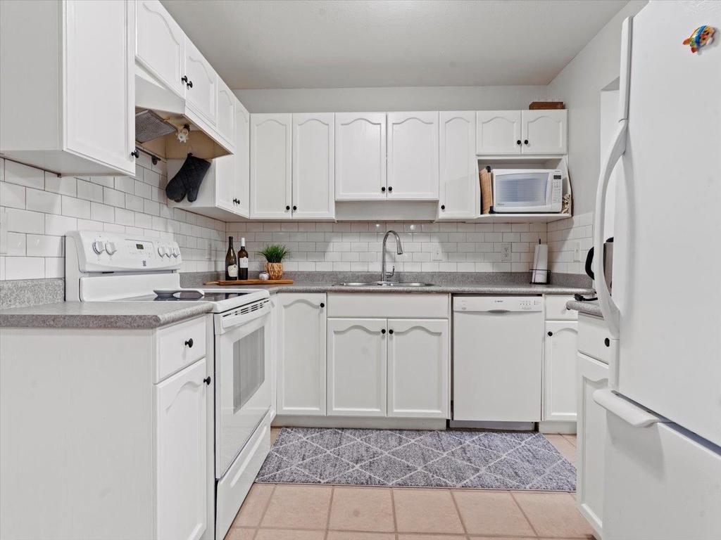 Listing Image for R3083076