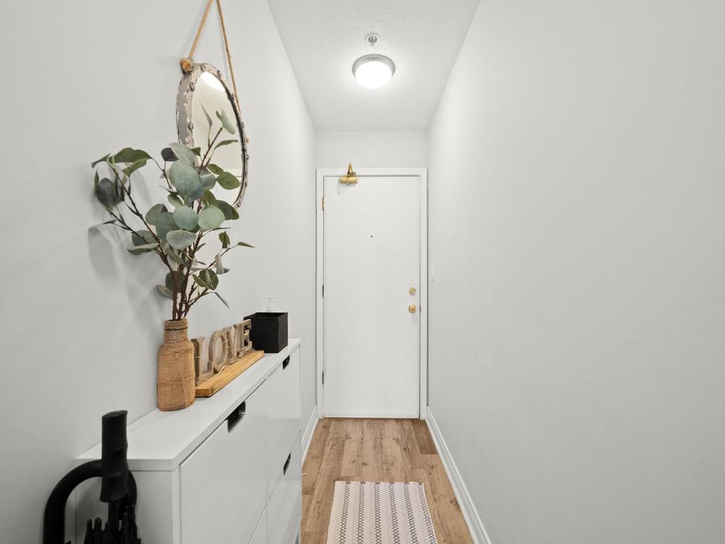 Listing Image for R3083085