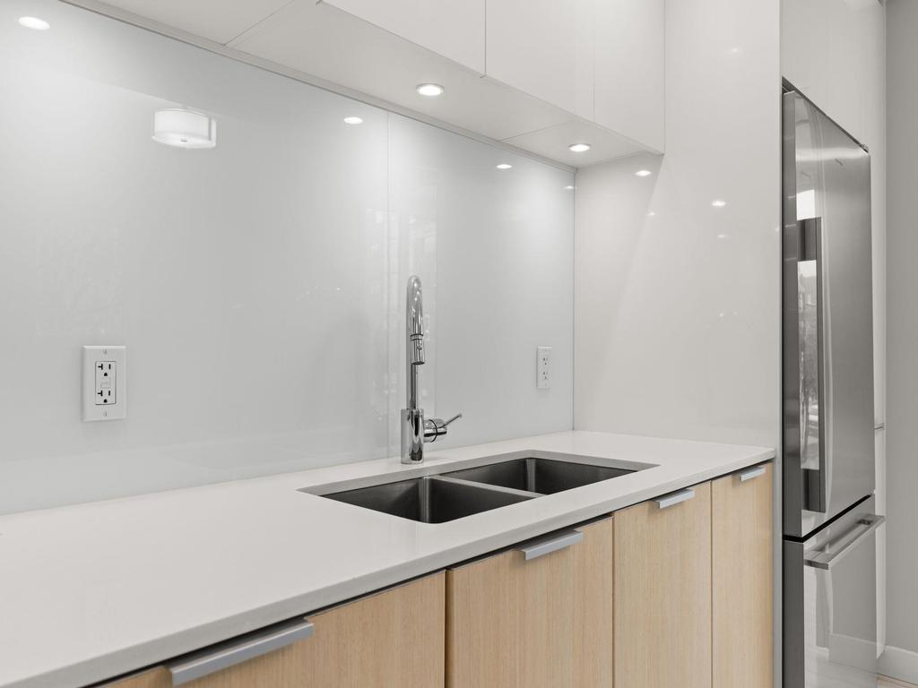 Listing Image for R3083135