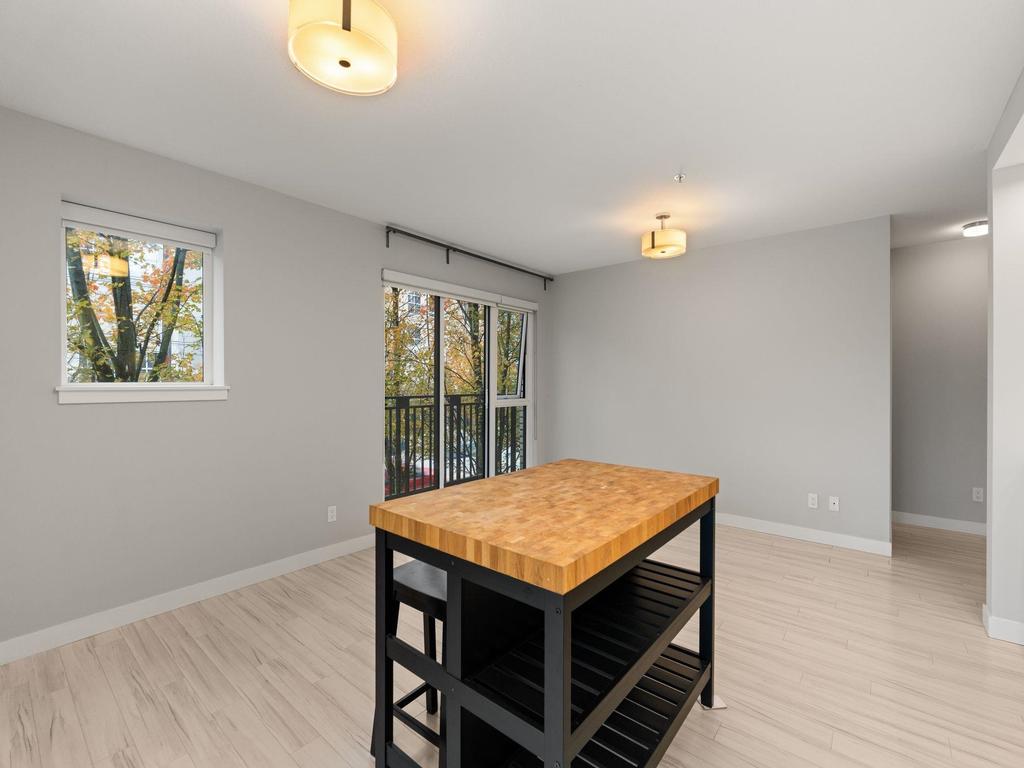 Listing Image for R3083135