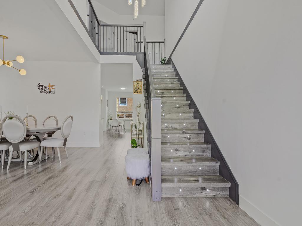 Listing Image for R3083148