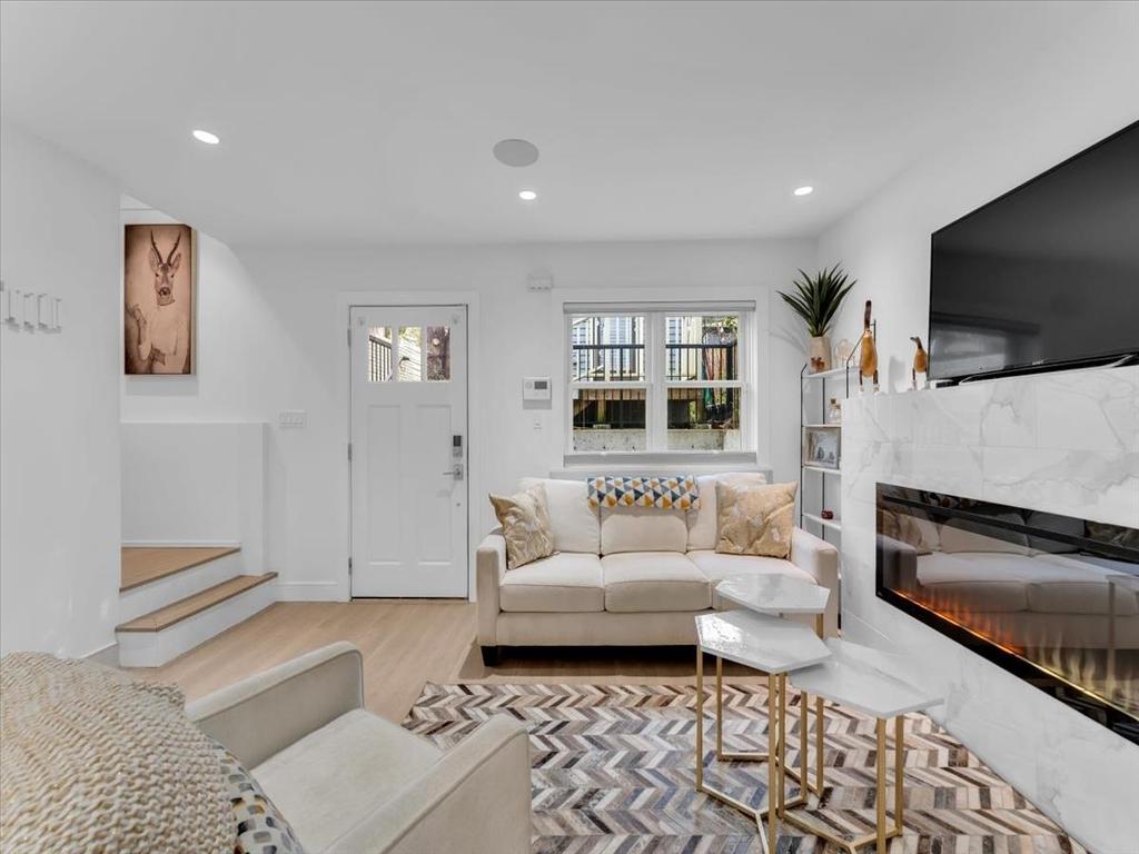 Listing Image for R3083221