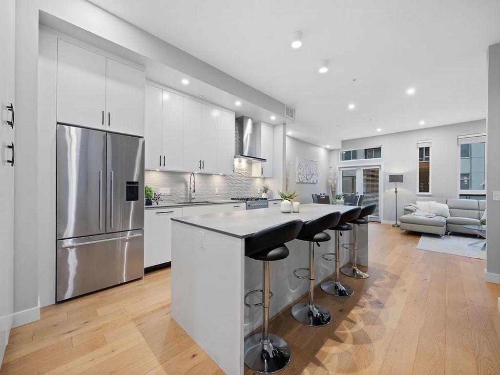 Listing Image for R3083252