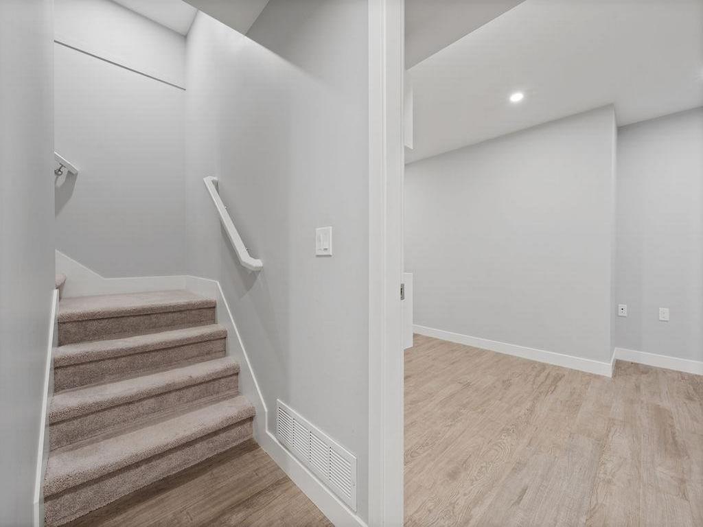 Listing Image for R3083252