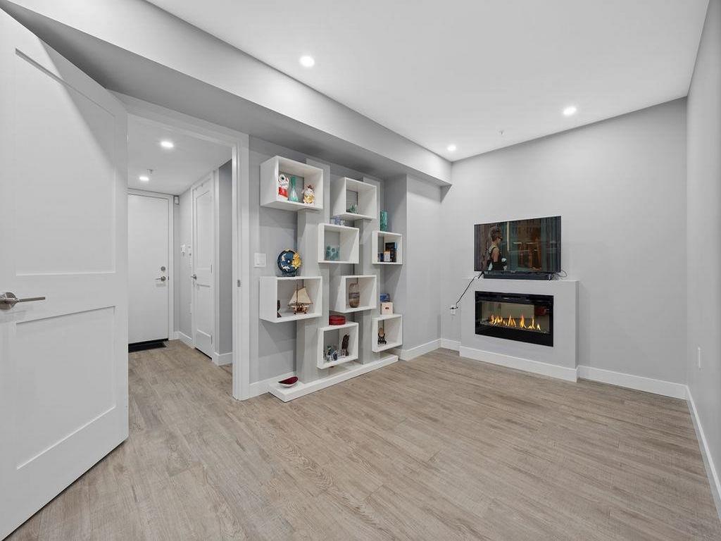 Listing Image for R3083252