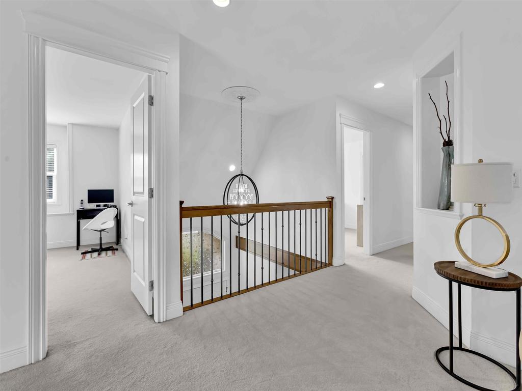 Listing Image for R3083344