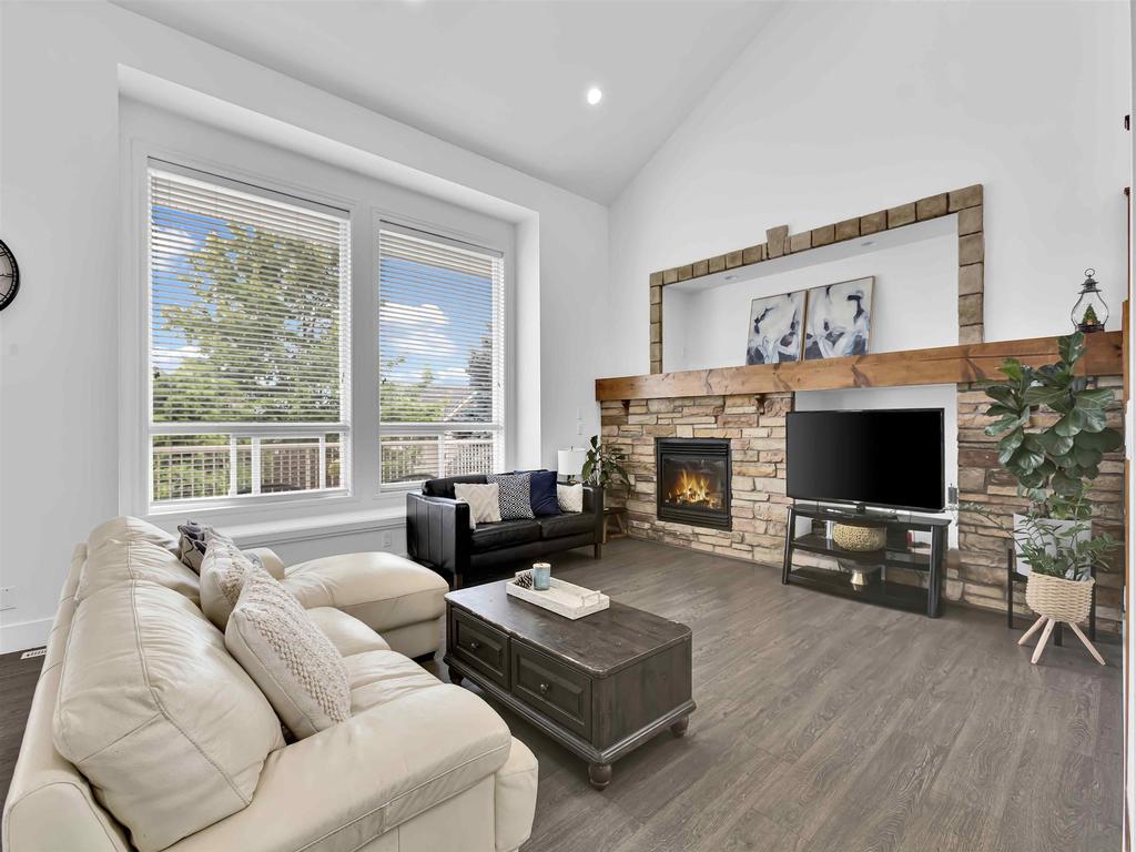 Listing Image for R3083344