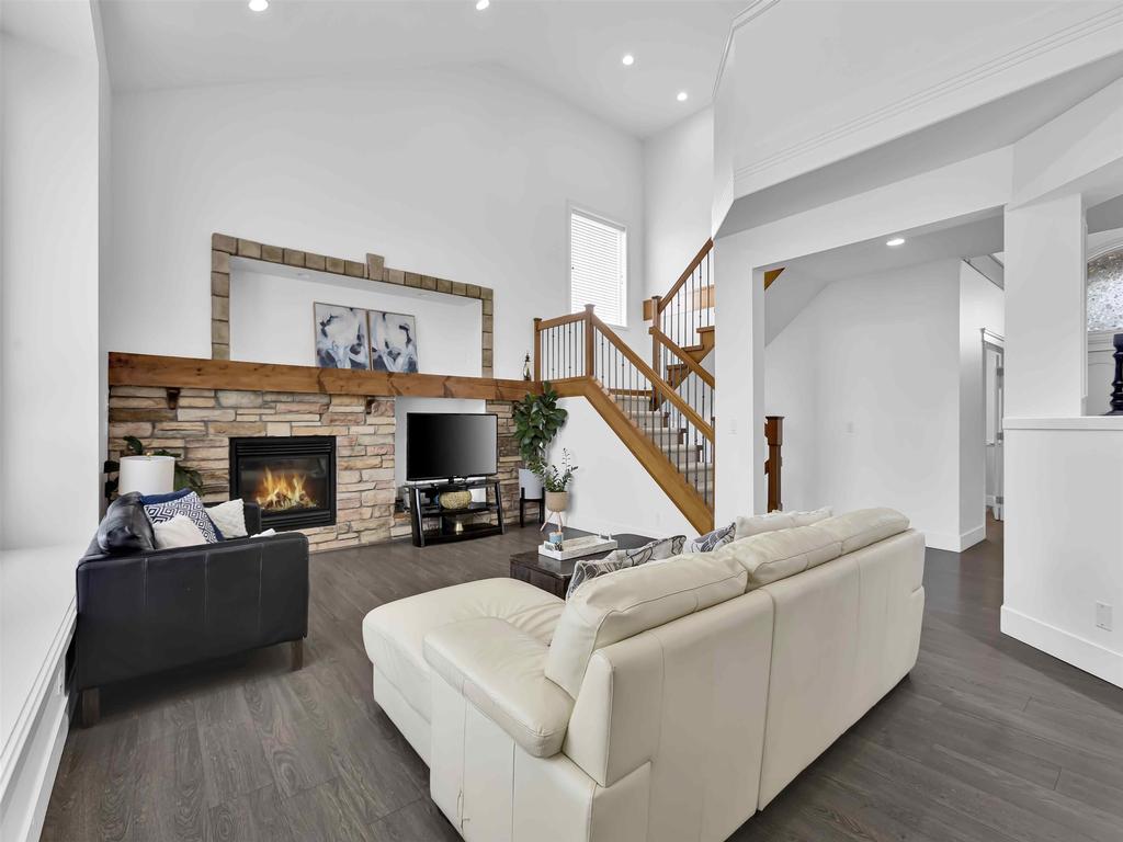 Listing Image for R3083344