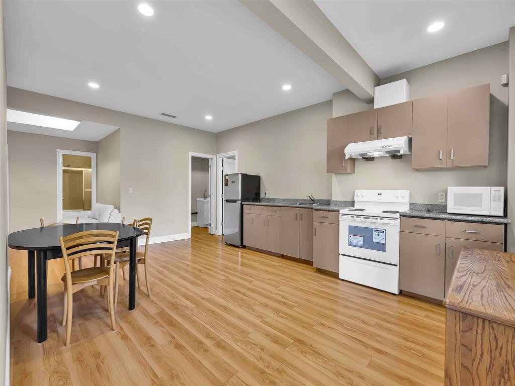 Listing Image for R3083344